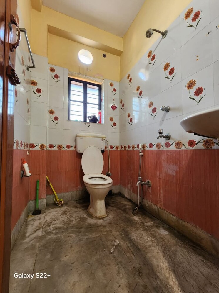 Bathroom, rbm-towers 2.5 Bedroom 900 Sq.Ft. Apartment In Keshtopur Kolkata 8076793