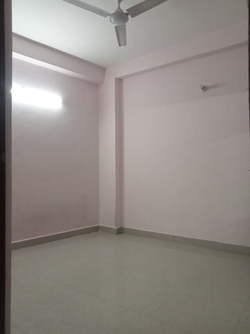 Room in 1 BHK Builder Floor at Saket – for Rent