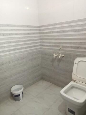  1 BHK Builder Floor at Saket – for Rent