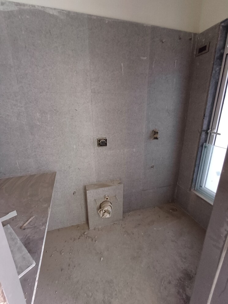 Bathroom, jogeshwari east 1 Bedroom 502 Sq.Ft. Apartment In Jogeshwari East Mumbai 8076869