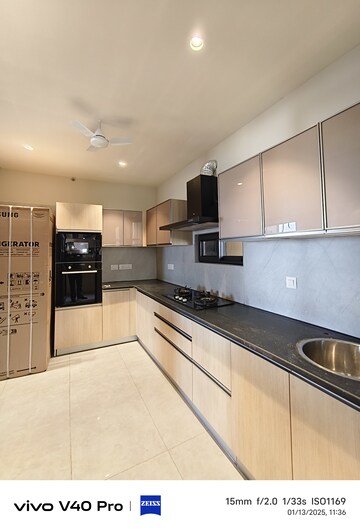 Kitchen in 3.5 BHK Apartment at Sector 82 – for Rent