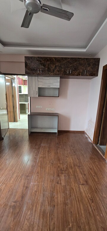 Furnished Amenities in 2.5 BHK Apartment at Amrapali Leisure Park, Amrapali Leisure Valley – for Sale