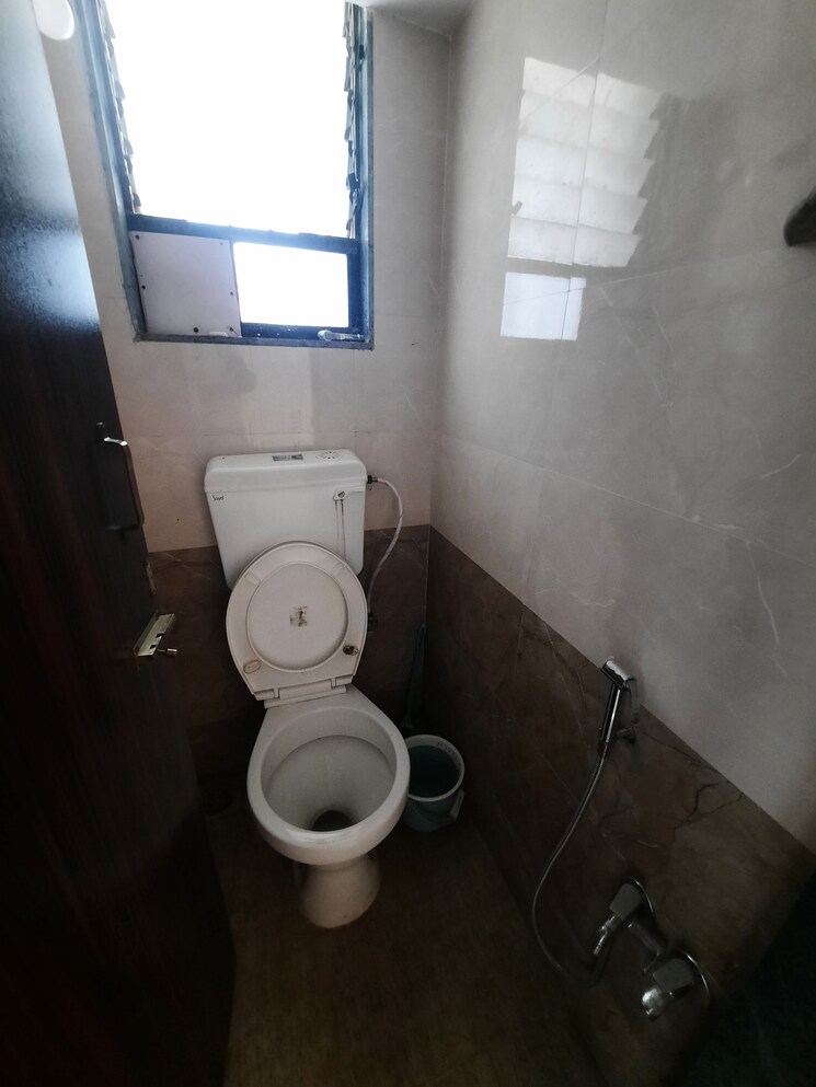 Bathroom, vihang-valley-phase1 1 Bedroom 558 Sq.Ft. Apartment In Kasarvadavali Thane 8077078