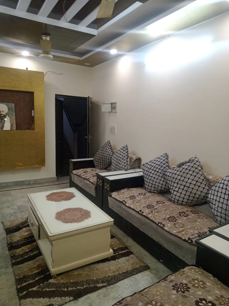 2.5 BHK + Pooja Room,Servant Room,Extra Room Apartment For Sale in Maa Shakti Apartment Pasc