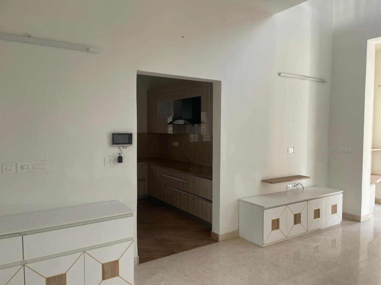 2 BHK Apartment For Sale in Mantri Lithos