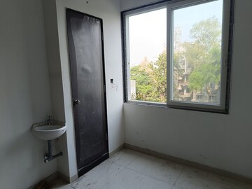 Room in  Shop at Mumbai Naka – for Rent