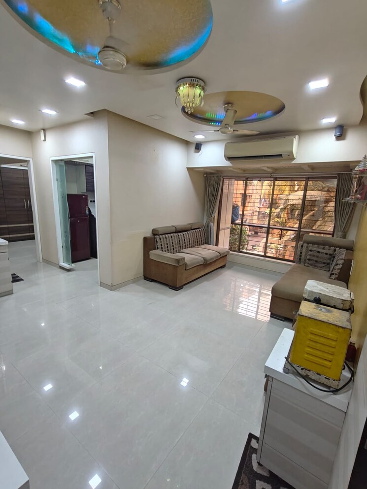 Living Room, andheri east 1 Bedroom 480 Sq.Ft. Apartment In Andheri East Mumbai 8077152