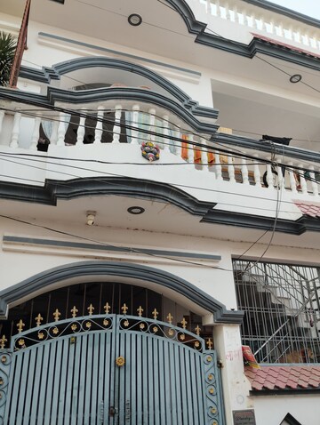 6+ BHK Independent House – Exterior View View at Jankipuram Extension - for Sale