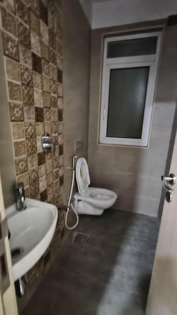 Bathroom in 3 BHK Apartment at Marathon Monte South, Byculla West – for Rent