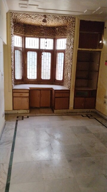 Room in 3 BHK Independent House at Ahmamau – for Rent