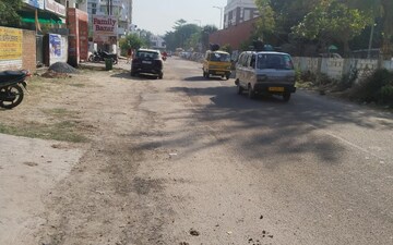 Plot For Sale in Gomti Nagar