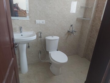 Bathroom in 3.5 BHK Apartment at Rishita Manhattan, Gomti Nagar – for Rent