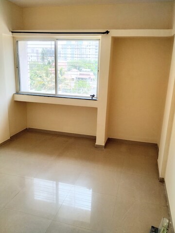 Room in 2 BHK Apartment at Sancheti Belcastel, Mundhwa – for Rent