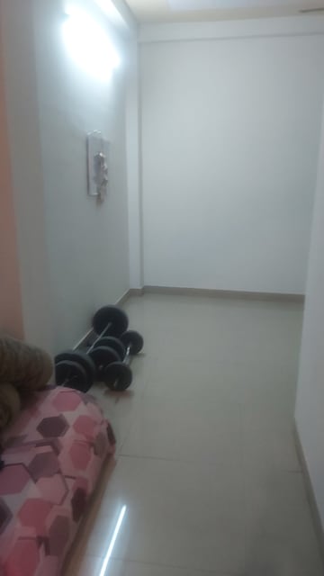 Room in 1.5 BHK Builder Floor at Mayur Vihar – for Rent