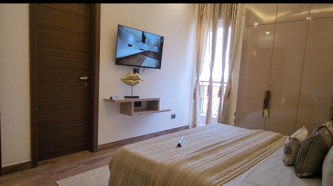 2 BHK Apartment For Sale in Sohna Sector 4