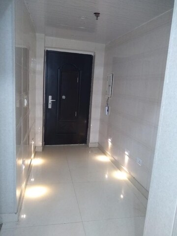 Room in 2 BHK Builder Floor at Unitech Fresco, Sector 50 – for Rent