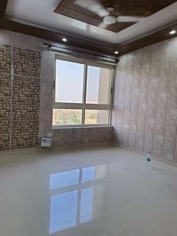 Room in 2 BHK Builder Floor at Unitech Fresco, Sector 50 – for Rent