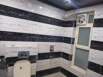 Kitchen in 2 BHK Builder Floor at Unitech Fresco, Sector 50 – for Rent