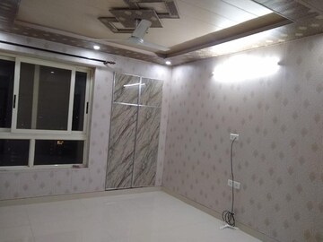 Room in 2 BHK Builder Floor at Unitech Fresco, Sector 50 – for Rent