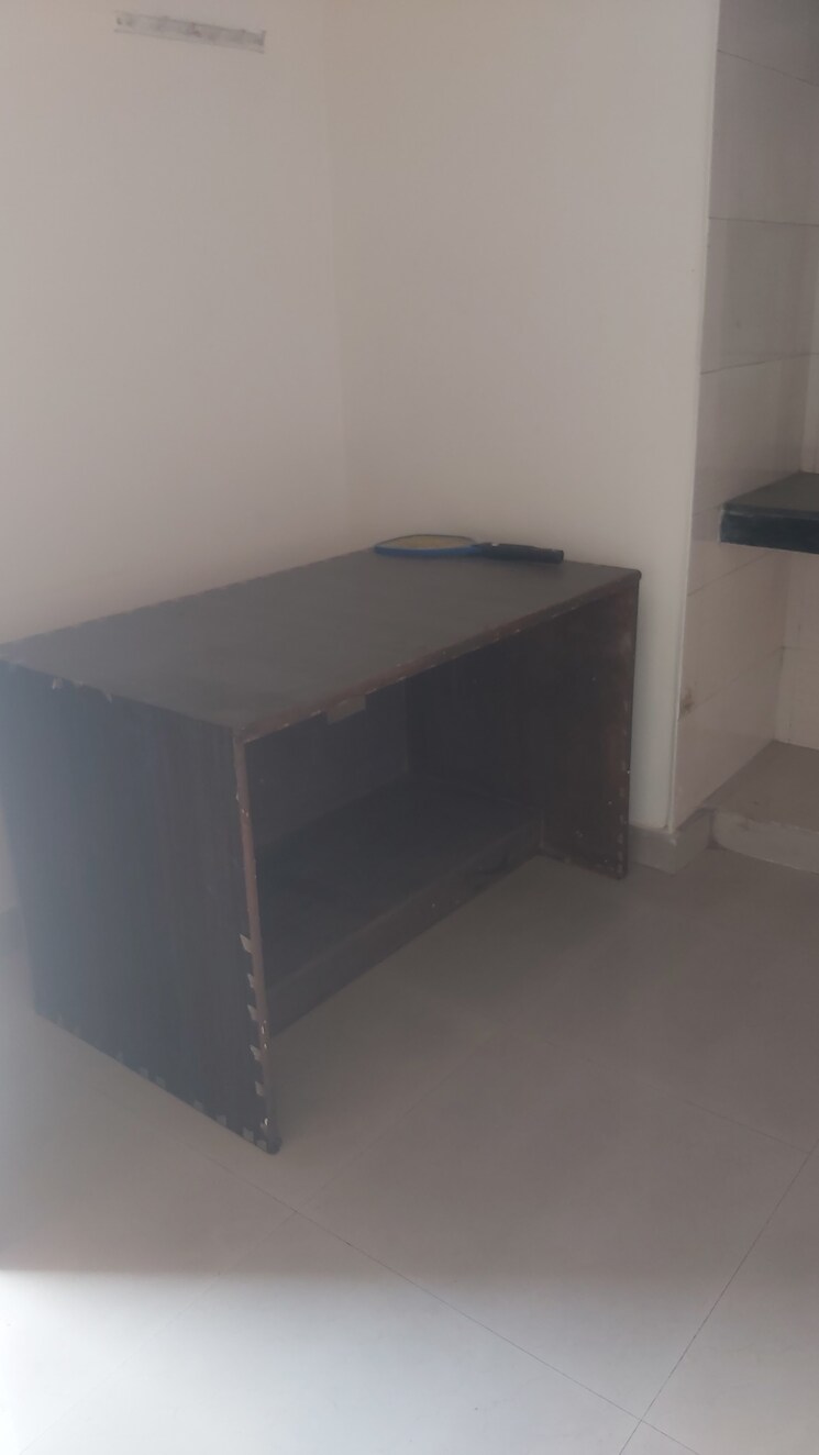 undefined, mayur vihar 1 RK 350 Sq.Ft. Apartment In Mayur Vihar Delhi 8077355