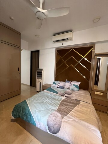Bedroom in 2 BHK Apartment at Best Complex Andheri West, Andheri West – for Rent