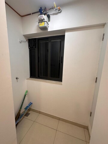 Furnished Amenities in 2 BHK Apartment at Shapoorji Pallonji Vicinia, Powai – for Rent