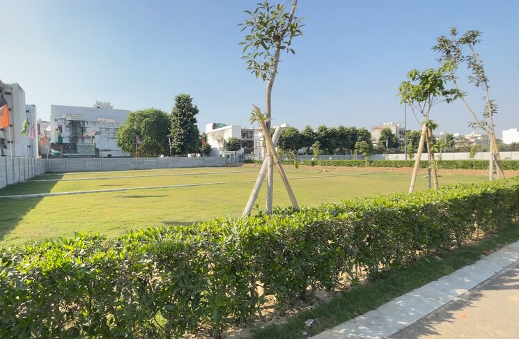 undefined, parklands  250 Sq.Yd. Plot In Sector 85 Faridabad 8077361