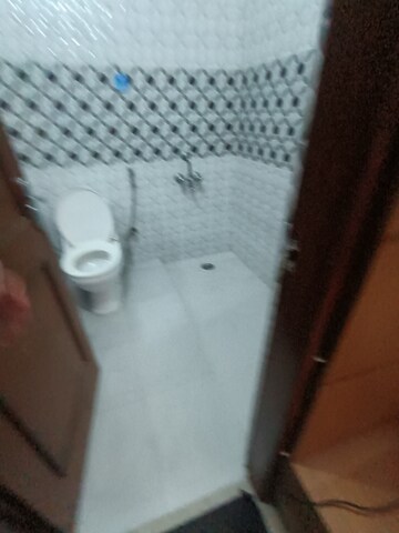 Bathroom in 2 BHK Builder Floor at Ansal Plaza Sector-23, Sector 23 – for Rent