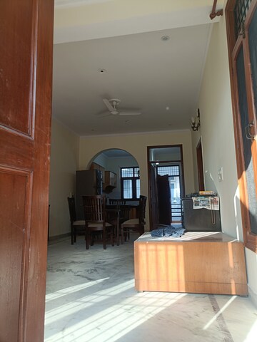 Furnished Amenities in 2 BHK Builder Floor at Ansal Plaza Sector-23, Sector 23 – for Rent