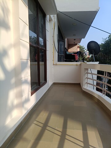 Balcony in 2 BHK Builder Floor at Ansal Plaza Sector-23, Sector 23 – for Rent