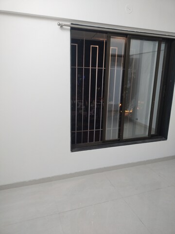 Room in 2 BHK Apartment at Star Sayba Residency, Kurla East – for Rent