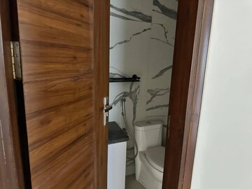 Balcony in 3 BHK Builder Floor at Ansal Plaza Sector-23, Sector 23 – for Rent