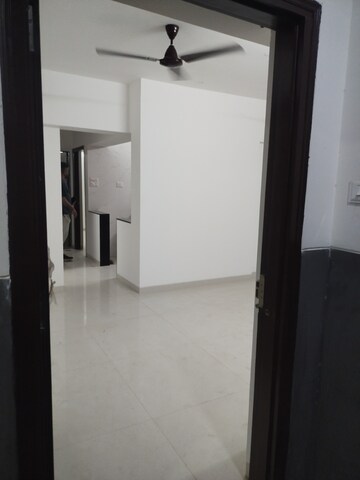 Room in 2 BHK Apartment at MICL Aaradhya Nine, Ghatkopar East – for Rent