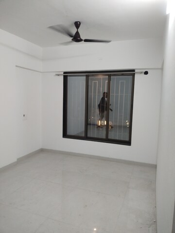 Room in 2 BHK Apartment at MICL Aaradhya Nine, Ghatkopar East – for Rent