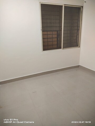 Room in 2 BHK Builder Floor at Hsr Layout – for Rent