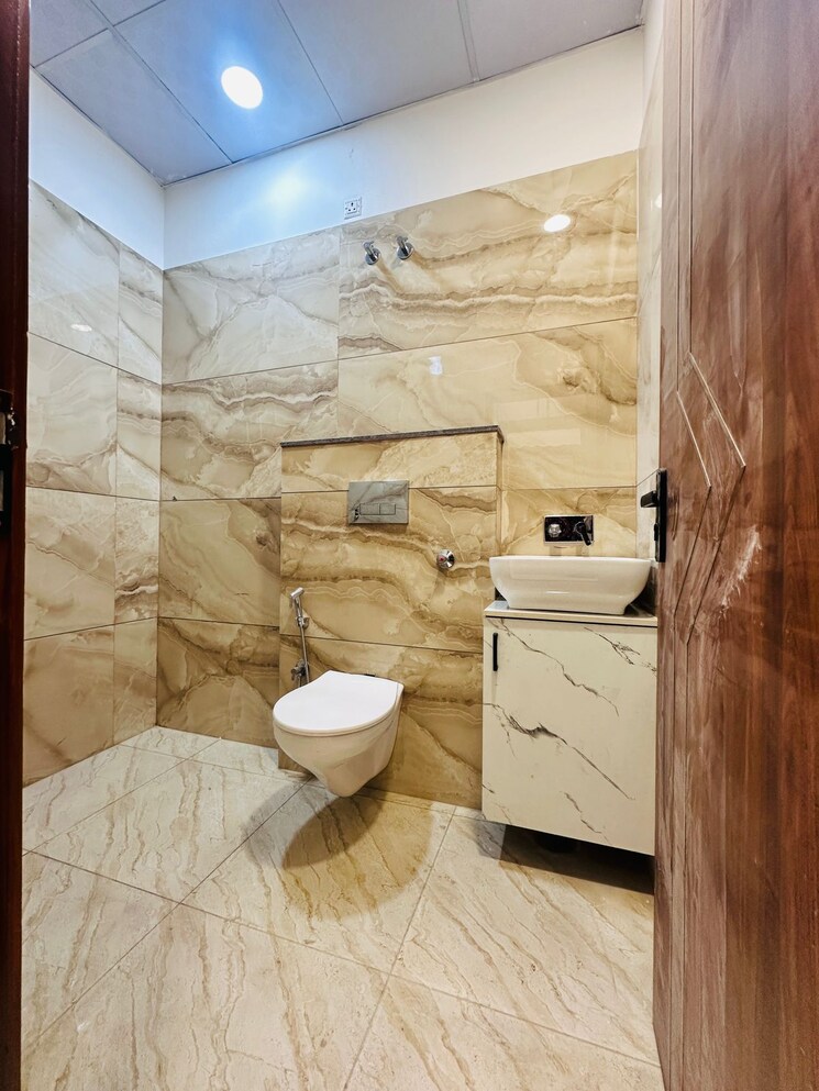 Bathroom, mansarovar extension 4 Bedroom 2600 Sq.Ft. Villa In Mansarovar Extension Jaipur 8077417