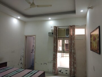 Room in 3 BHK Apartment at Motiaz Royal Citi, Ambala Highway – for Rent
