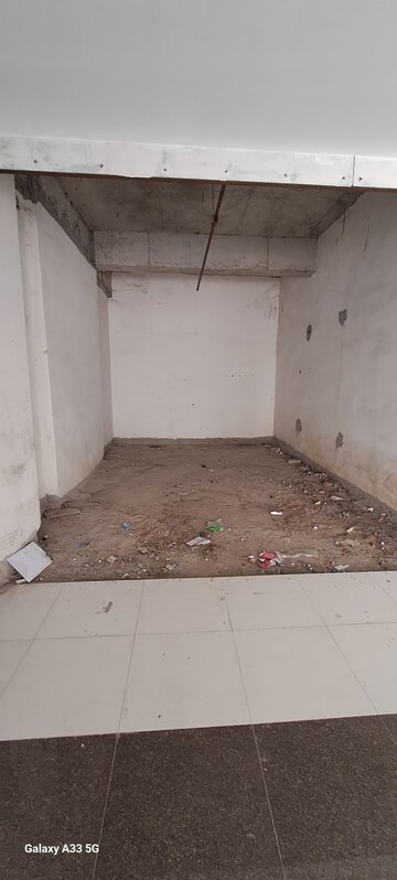  Showroom For Rent in Gomti Nagar