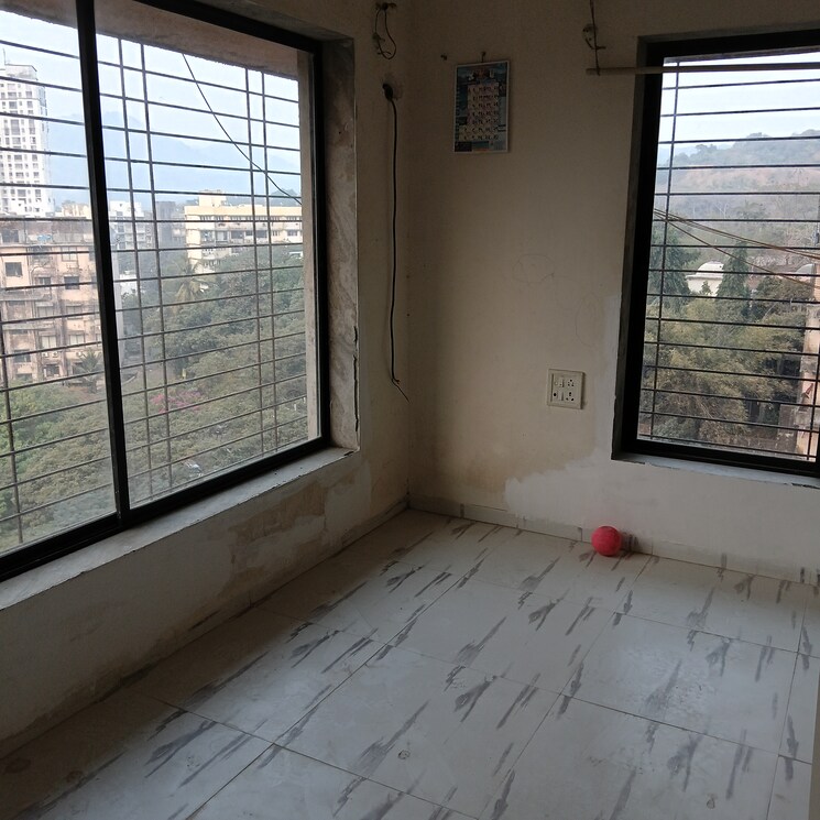 Room, goregaon east 2 Bedroom 800 Sq.Ft. Apartment In Goregaon East Mumbai 8077551
