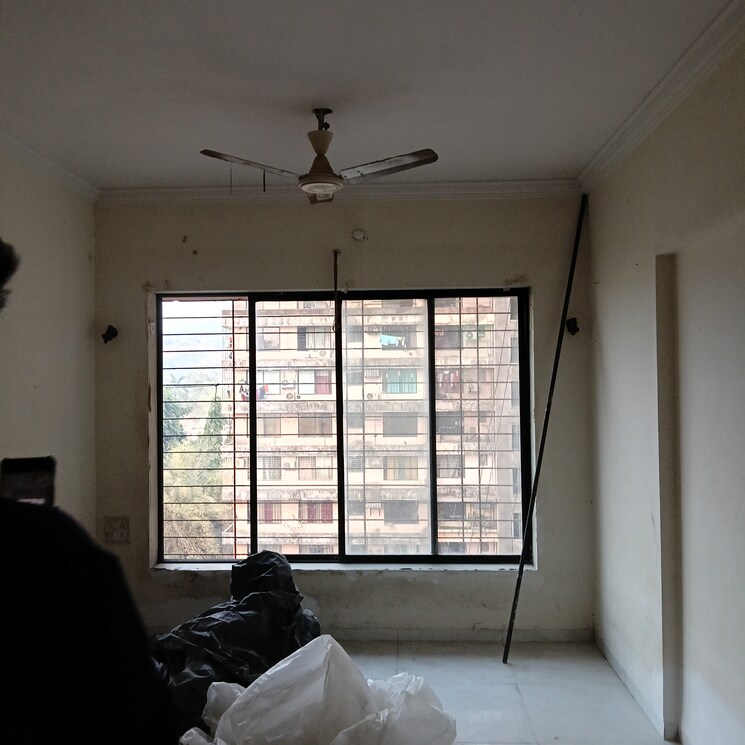 Room, goregaon east 2 Bedroom 800 Sq.Ft. Apartment In Goregaon East Mumbai 8077551