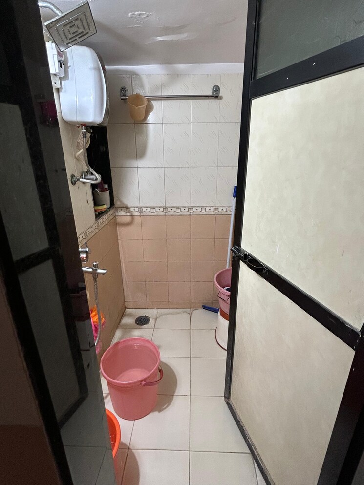 Bathroom, ekta-brooklyn-park 2 Bedroom 950 Sq.Ft. Apartment In Virar West Palghar 8077616