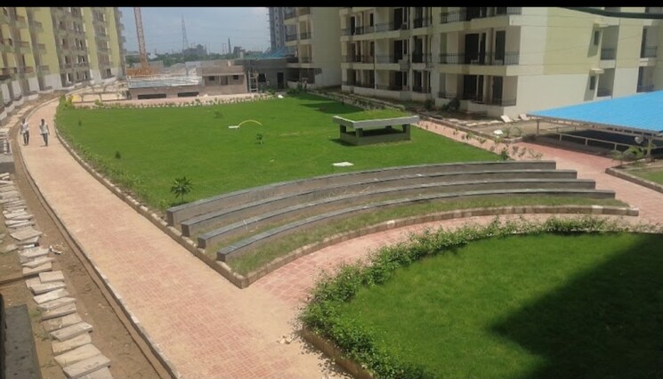 Garden, devika-gold-homz 4 Bedroom 1735 Sq.Ft. Apartment In Sector 1 Greater Noida Greater Noida 8077630