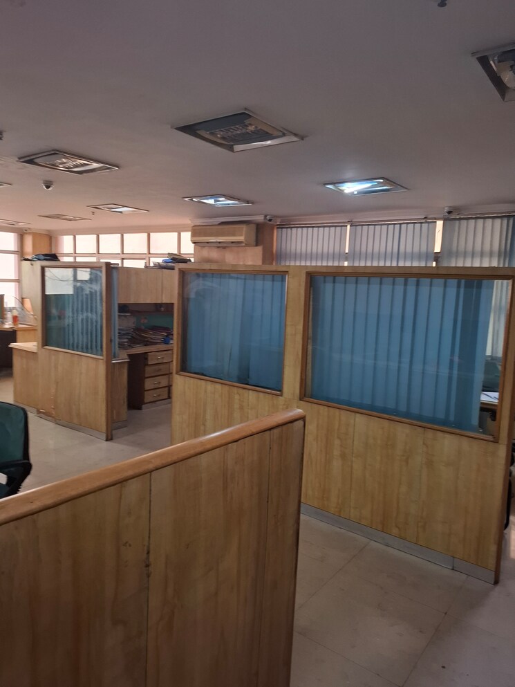 undefined, netaji subhash place Commercial Office Space 3200 Sq.Ft. In Netaji Subhash Place Delhi 8077696
