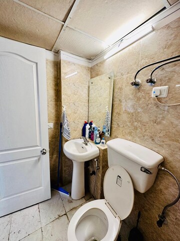 Bathroom in 3 BHK Apartment at Parsvnath Prestige, Sector 93a – for Sale
