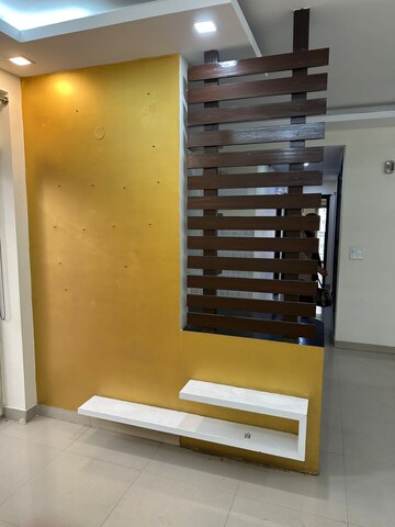 Staircase in 3 BHK Apartment at Parsvnath Prestige, Sector 93a – for Rent