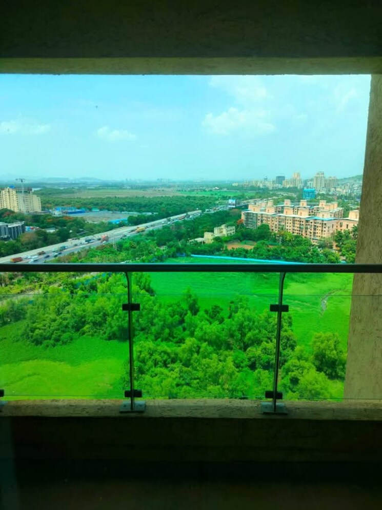Garden, rustomjee-urbania-azziano-l-wing 2 Bedroom 859 Sq.Ft. Apartment In Majiwada Thane 8077773