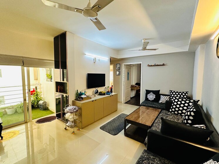 Master Bedroom, supertech-emerald-court 3 Bedroom 1750 Sq.Ft. Apartment In Sector 93a Noida 8077788