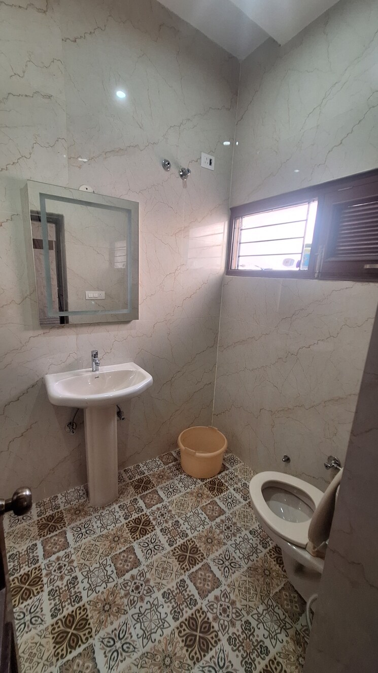 Bathroom, sunny enclave 3 Bedroom 139 Sq.Yd. Independent House In Sunny Enclave Mohali 8077828