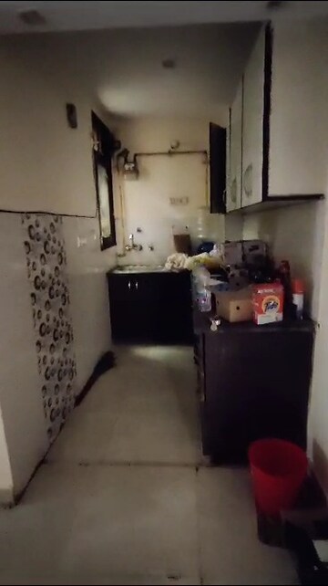 Kitchen in 2.5 BHK Builder Floor at Mayur Vihar Phase 1 – for Rent