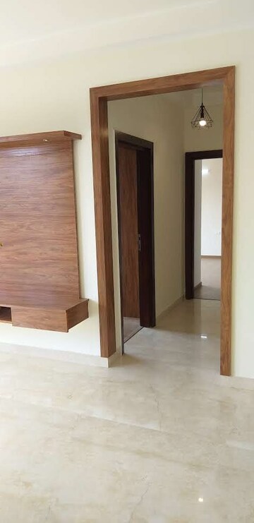 Room in 2 BHK Apartment at Prestige Misty Waters, Hebbal – for Sale